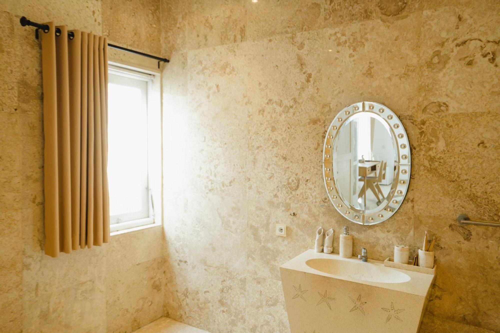 Isaiya Boutique Hotel Canggu Dış mekan fotoğraf